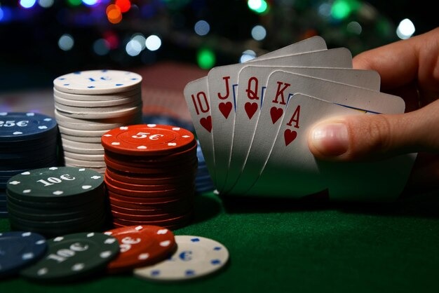 apk8 Live tables ka safha